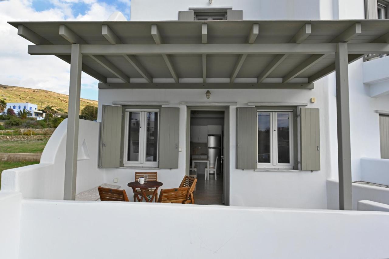Tinos Deluxe Home Екстер'єр фото