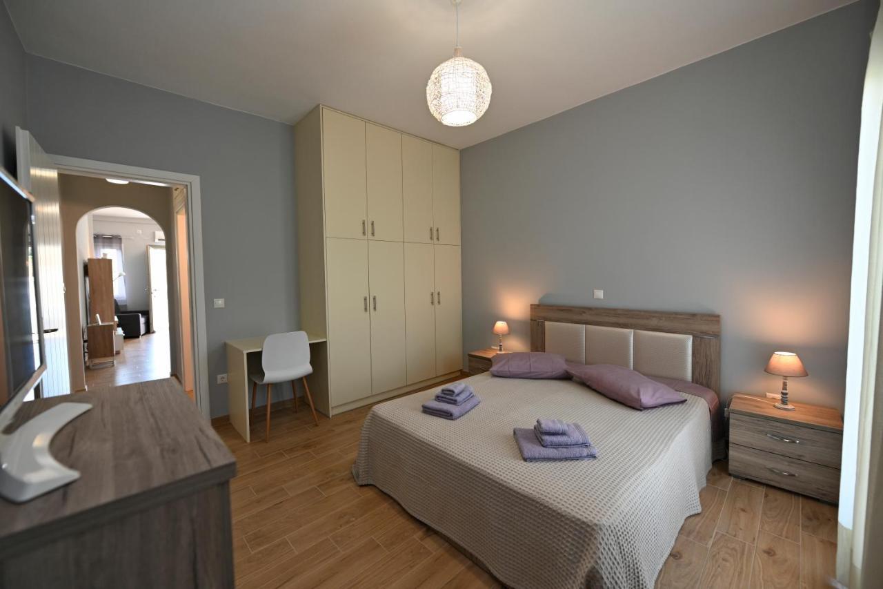 Tinos Deluxe Home Екстер'єр фото
