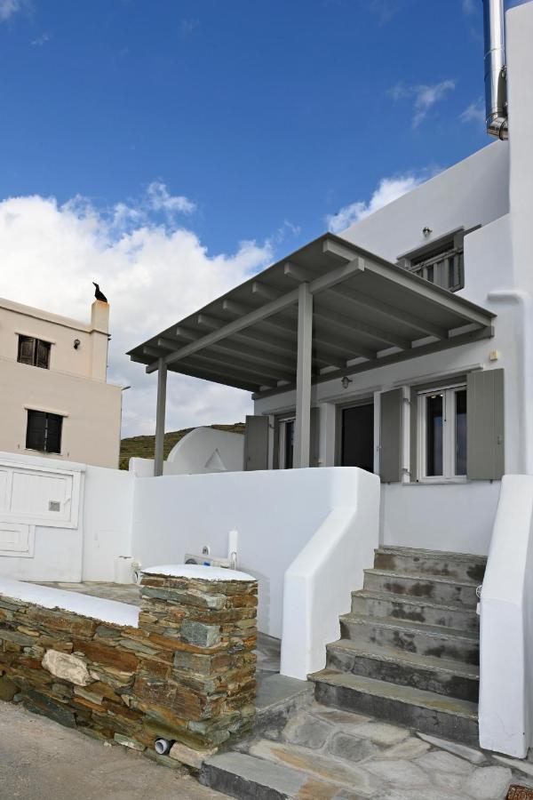 Tinos Deluxe Home Екстер'єр фото