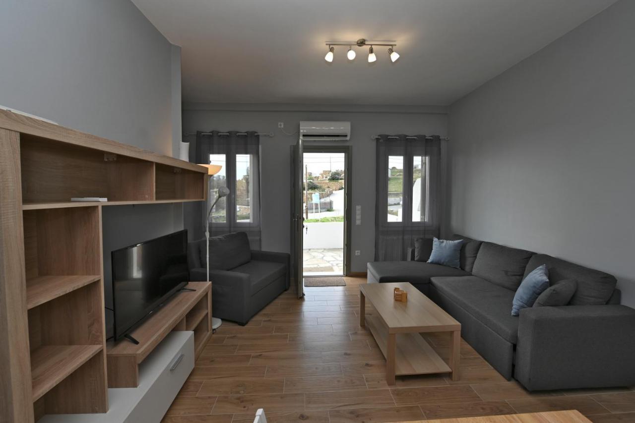 Tinos Deluxe Home Екстер'єр фото