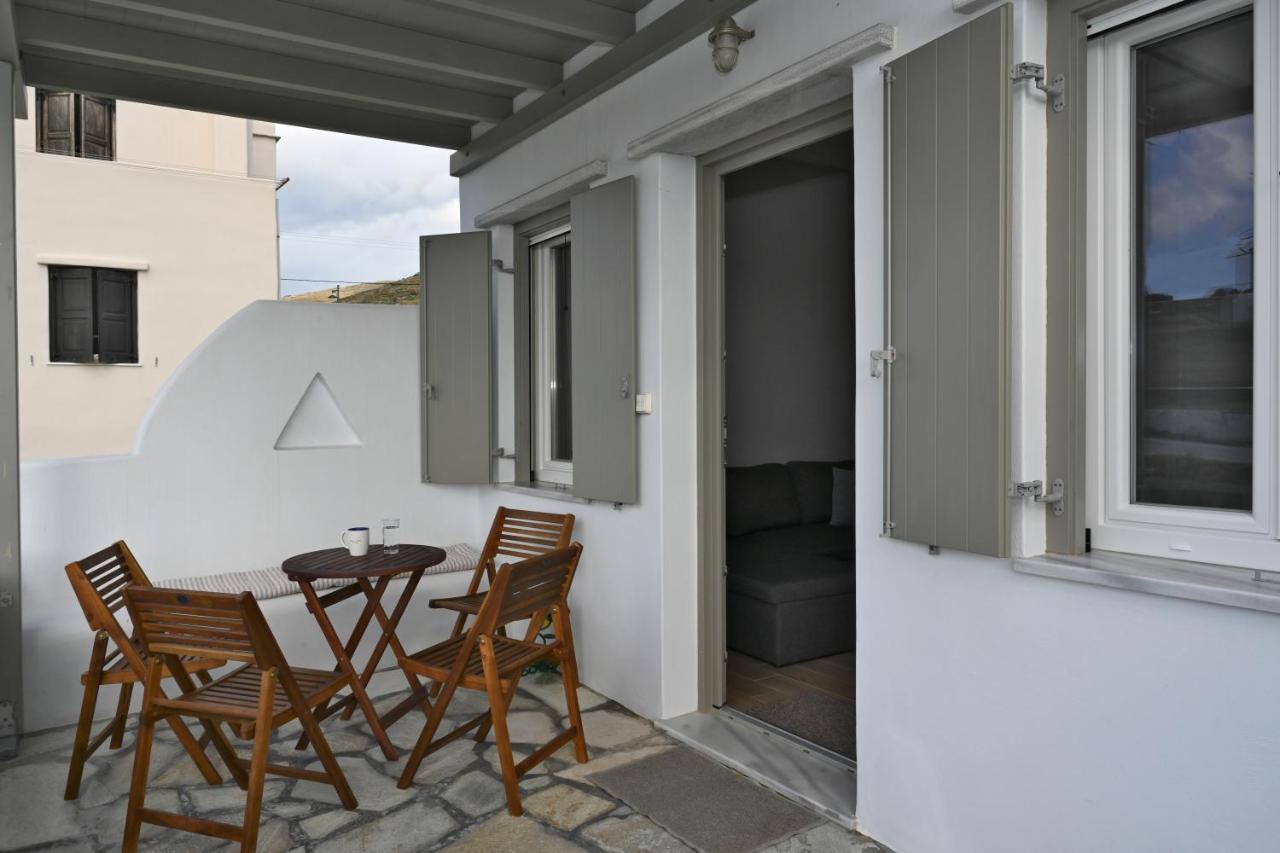 Tinos Deluxe Home Екстер'єр фото